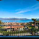 Virgi's * Stresa