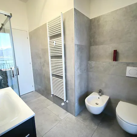 Lejlighed Virgi's Stresa