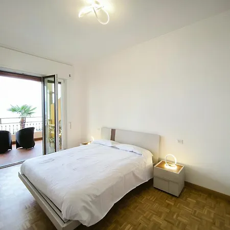 Apartamento Virgi's Stresa